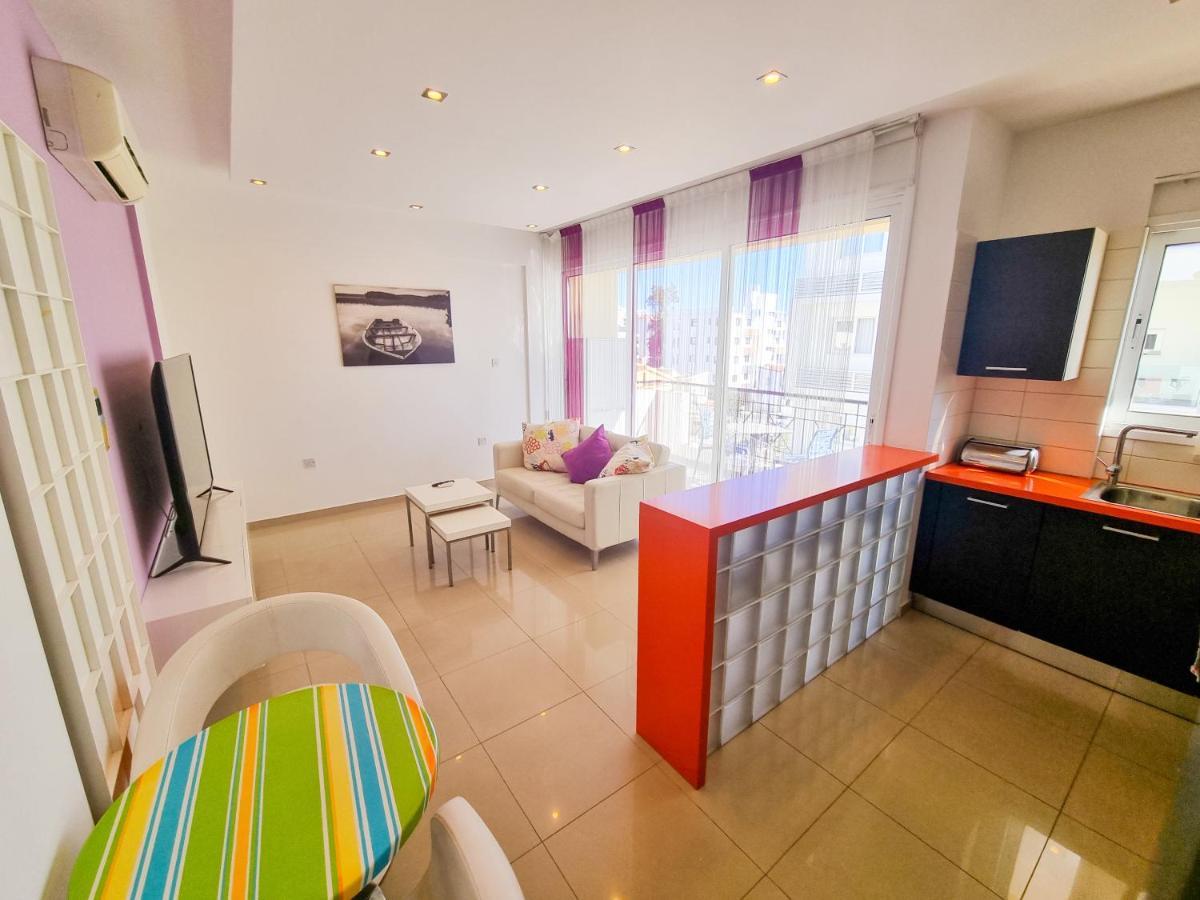 City Vibrance Apartment Larnaca Ngoại thất bức ảnh