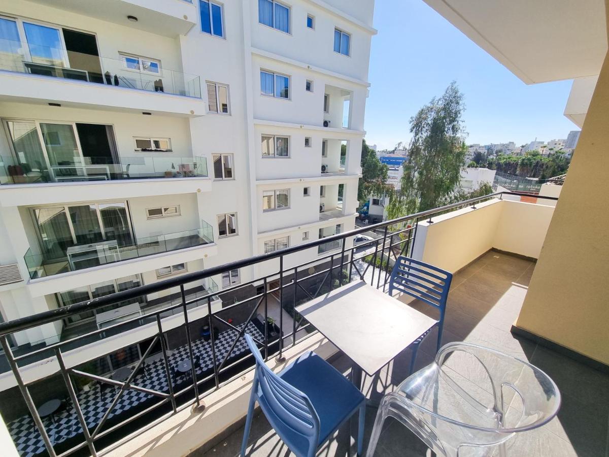 City Vibrance Apartment Larnaca Ngoại thất bức ảnh